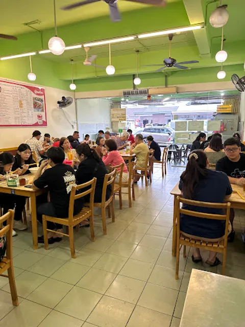 Chef Loh Fish Head Noodles(XO) | 罗师傅鱼头米粉