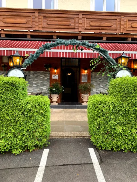 Papa Roy Pizzeria Restaurant Café