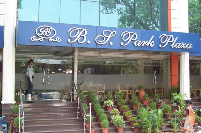 B.S.Park Plaza