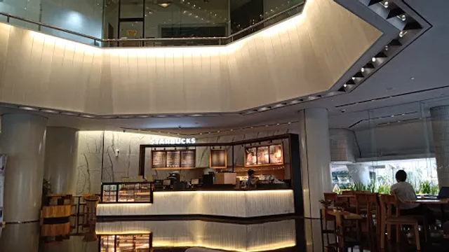 Starbucks Intiland Tower