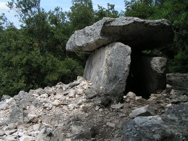 Chanet dolmen