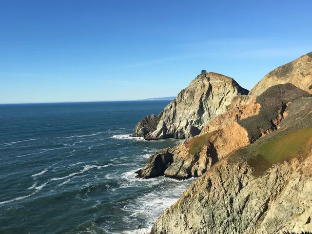Devil's Slide Tunnel Stop