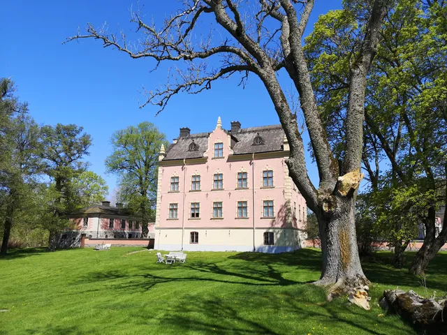Skånelaholm Castle
