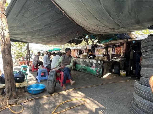 Jitu Breakfast Centre