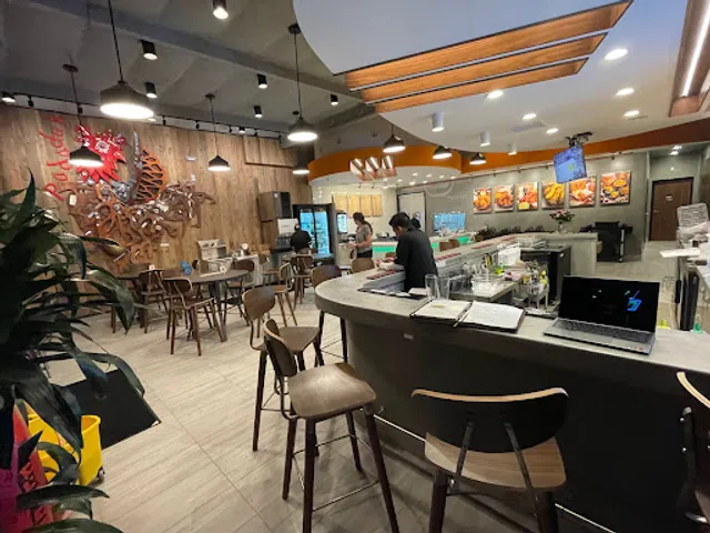 Crispy Chicken n' Tomato - Clairemont Mesa Blvd