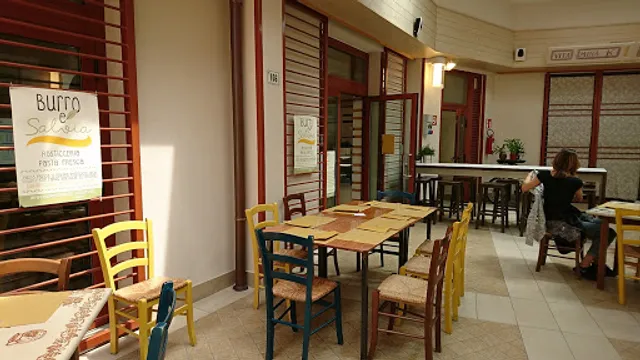 Burro e Salvia Rosticceria