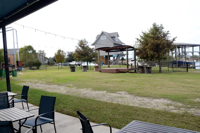 River Road boat club