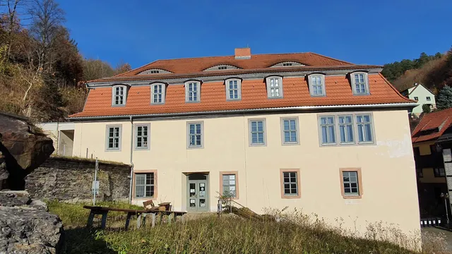 Neues Schloss Rauenstein