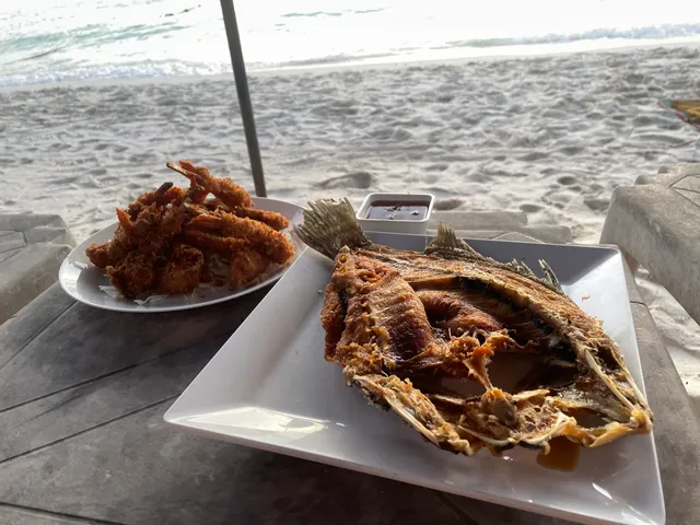 Sand Sea Sun เจ๊นัน หาดเทียน เกาะล้าน