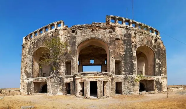 Bhuvanagiri Fort