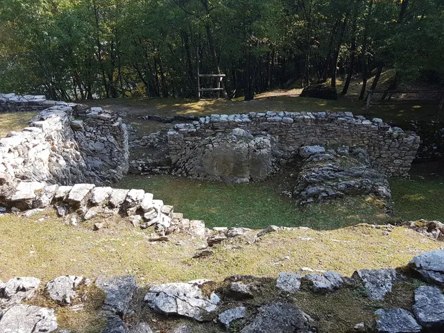 Area archeologica del Monte San Martino