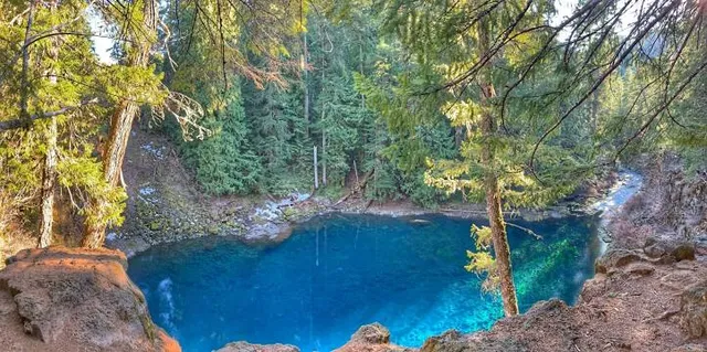 Tamolitch Falls (Blue Pool)