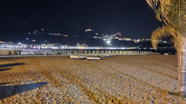 Spiaggia Schisò Giardini Naxos