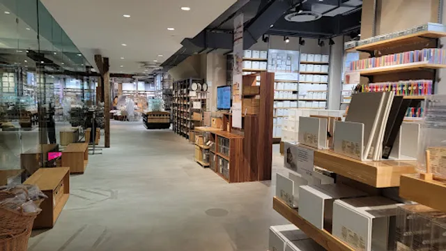 MUJI Hudson Yards