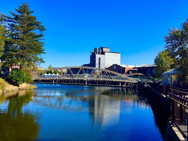 Grand Central Petaluma Coffee & Empanadas & Chocolate Café