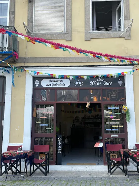 Armazém dos Guindais