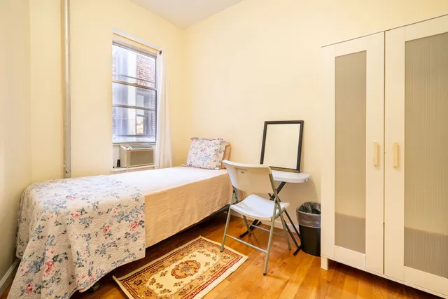 Empire Blvd Guest House