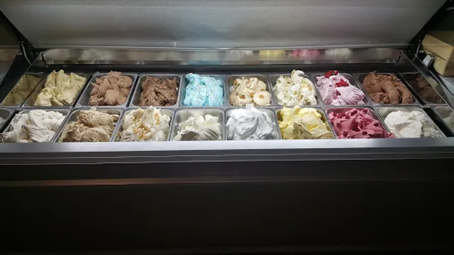 Amo Gelato Caffe