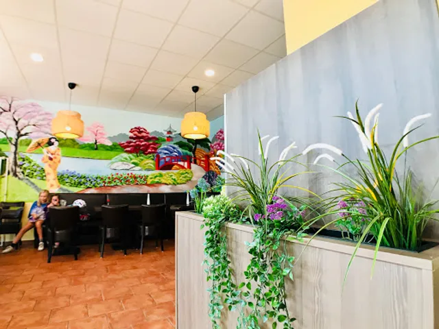 Hà My Vietnamese Kitchen & Sushi Bar