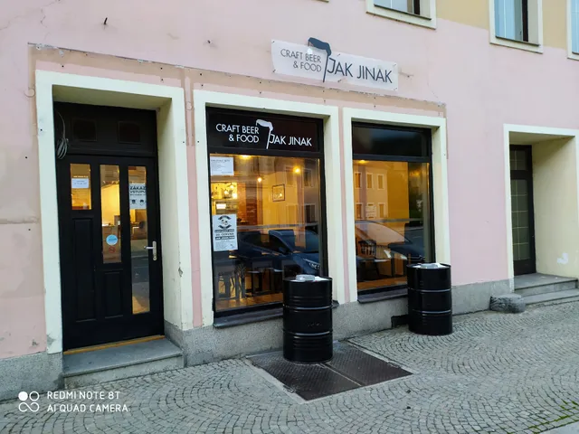 JAK JINAK PUB
