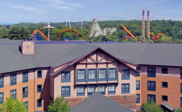 Six Flags Great Escape Lodge & Indoor Waterpark