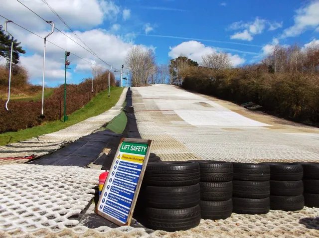 Cardiff Ski and Snowboard Centre