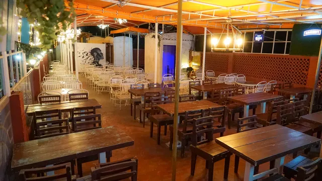 Chin Lung Resto Bar RESIDENCY ROAD