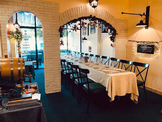 Bluebird french restaurant