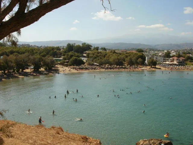 Paralia Agii Apostoli