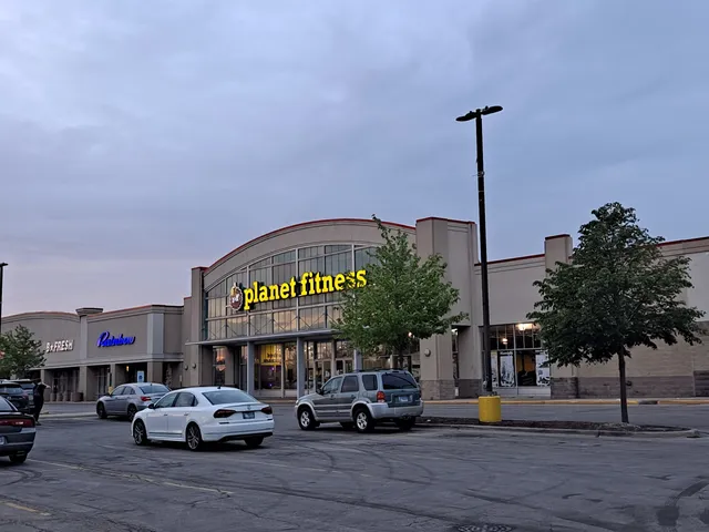 Washington Square Mall