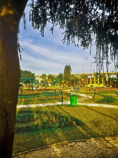 Allama Iqbal Park