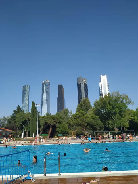 Polideportivo Vicente Del Bosque