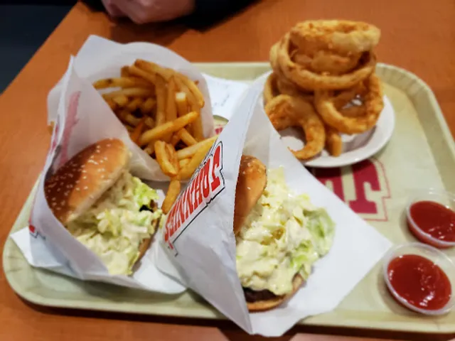 Johnnie's Charcoal Broiler