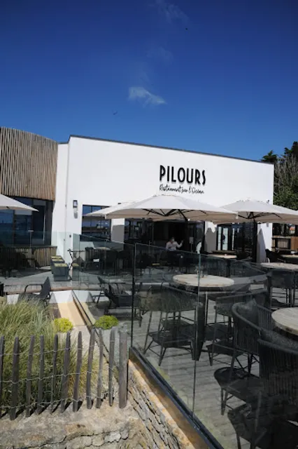 PILOURS Restaurant sur l'Océan