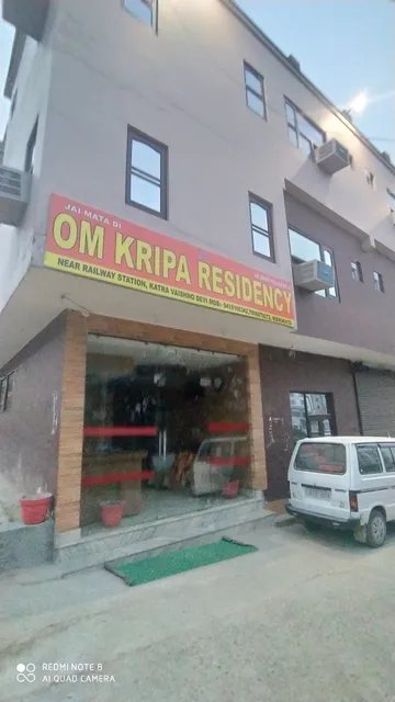 OYO 38202 Om Kripa Residency