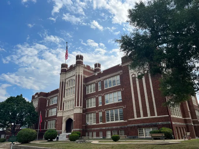 Hot Springs High School Lofts