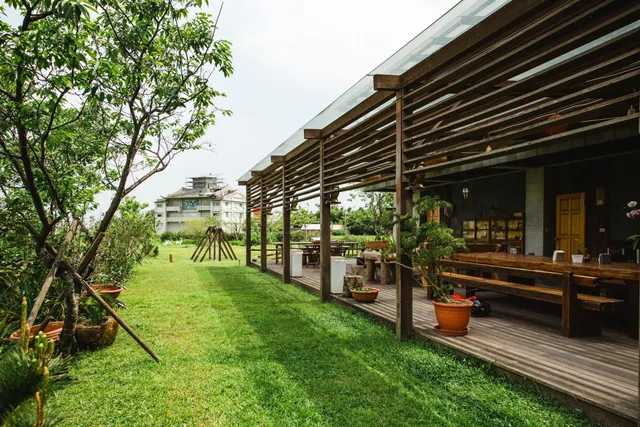 Serene Gray Bed & Breakfast