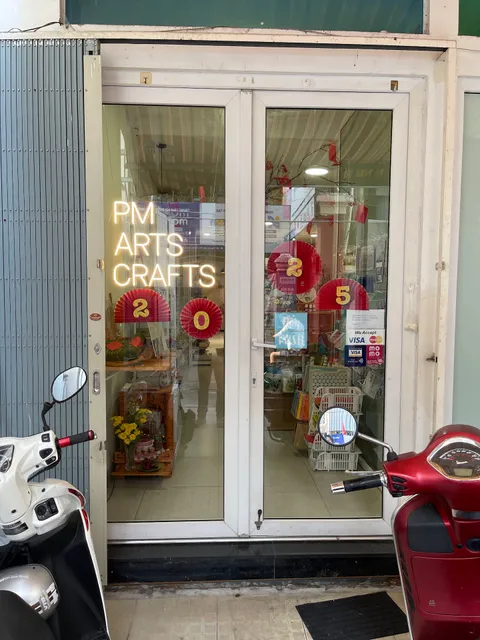 PM Arts & Crafts