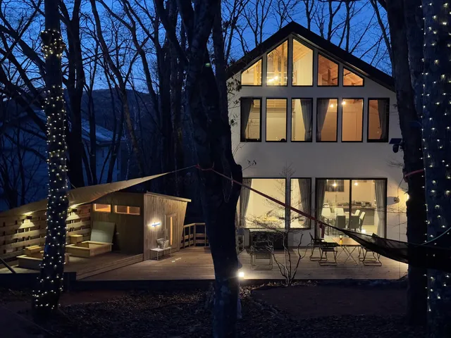 サウナ&ヴィラ 8 Lantern エイトランタン山中湖