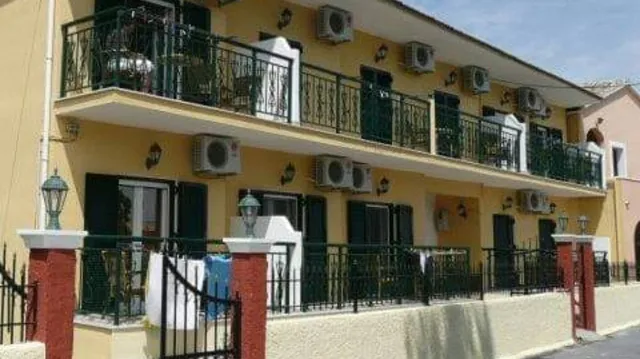 IPPOCRATES APARTMENTS