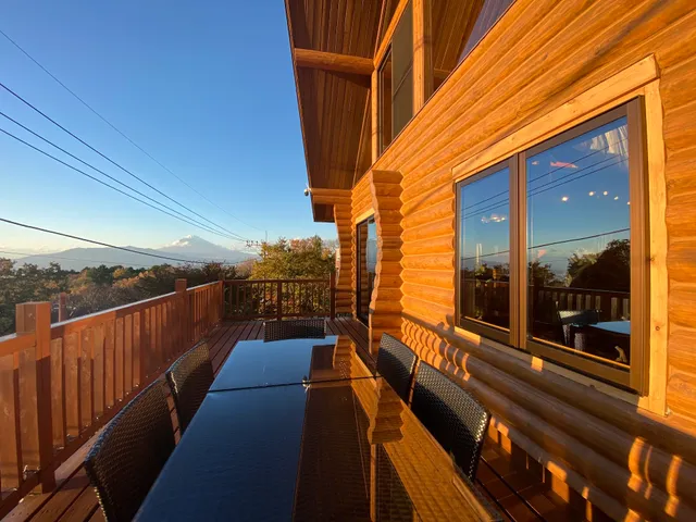 ログハウス貸別荘 南箱根タントンハウス（Thangtong House Japan）