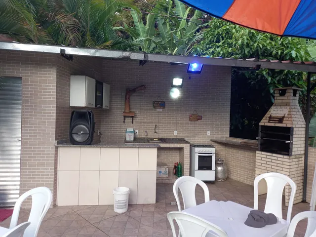 Sítio com Piscina e Chalés em Campo Grande