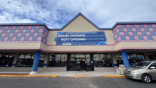 International Farmer’s Market