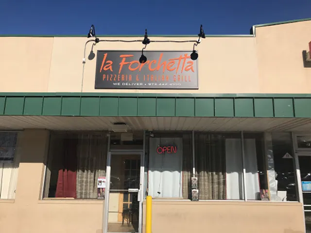 La Forchetta Pizzeria & Italian Grill
