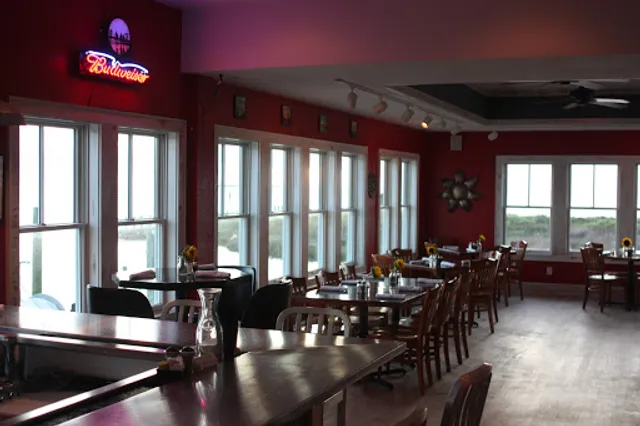 Hatteras Sol Waterside Grill