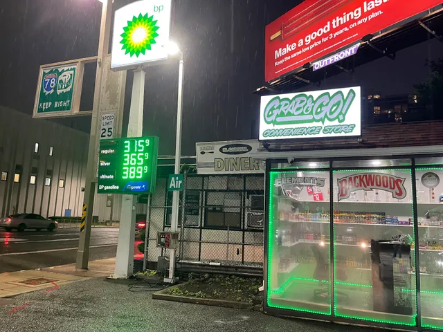 Grab & Go! Convenience Store