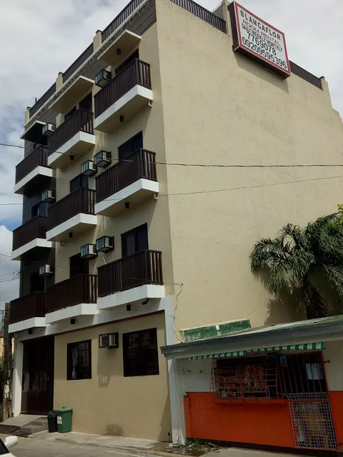 BLANCAFLOR ROOM RENTAL