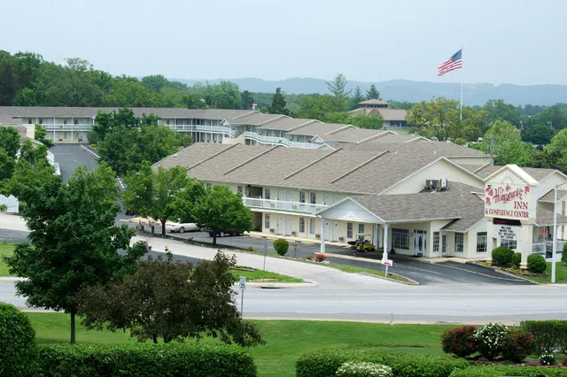 Honeysuckle Inn & Conference Center BRANSON, MISSOURI