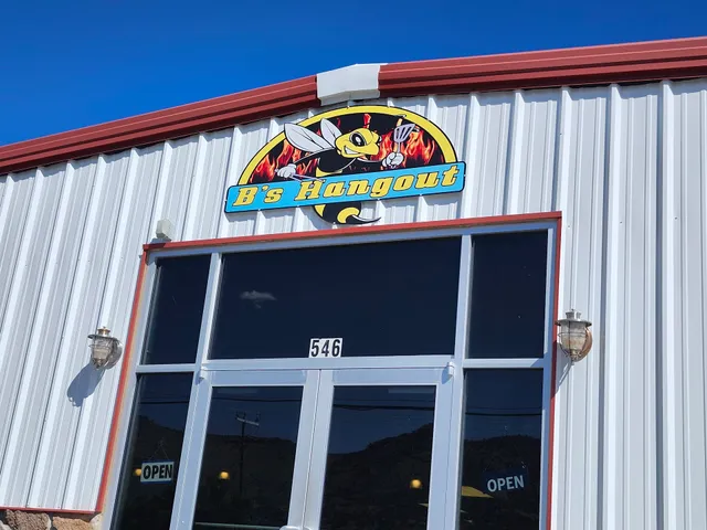 B's Hangout