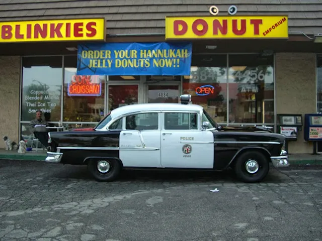 Blinkie's Donuts